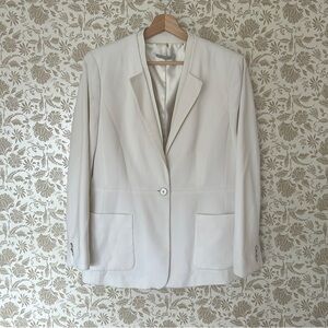 Elie Tahari Cream Blazer – Size 16, Classic & Chic